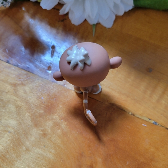 Littlest Pet Shop LPS #1450 Monkey Brown Cream Blue Eyes 2007 - Picture 7 of 12